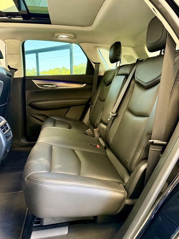 Photo 16 of this CADILLAC XT5