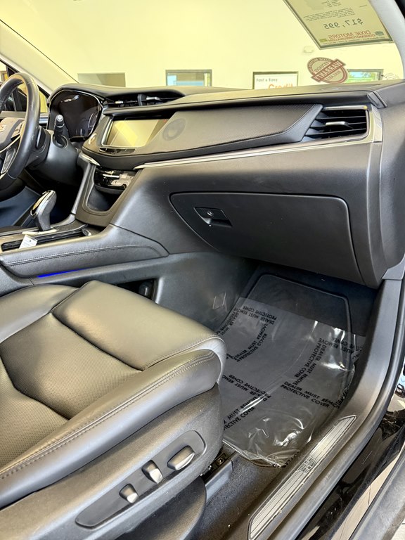 Photo 11 of this CADILLAC XT5