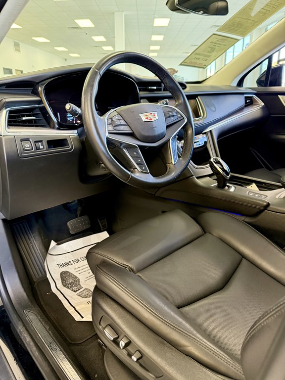 Photo 12 of this CADILLAC XT5