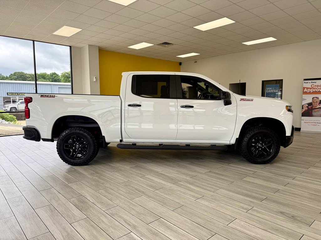 Photo 5 of this CHEVROLET SILVERADO