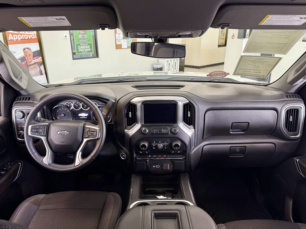 Photo 10 of this CHEVROLET SILVERADO