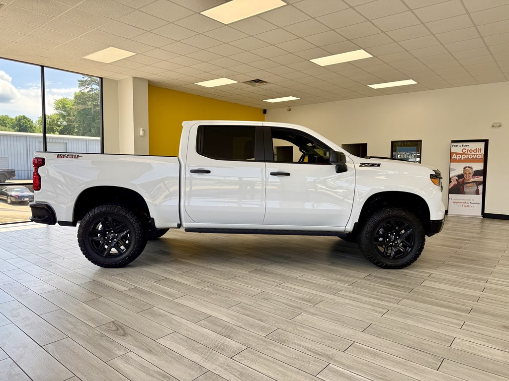 Photo 5 of this CHEVROLET SILVERADO 1500