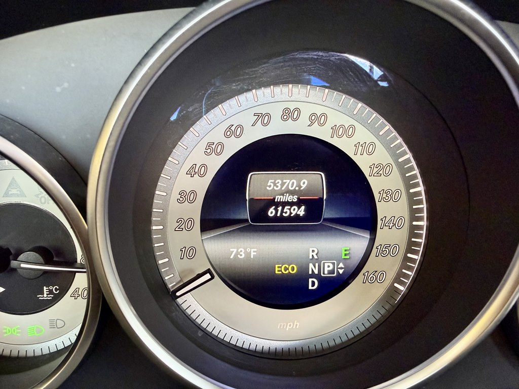 Photo 20 of this MERCEDES-BENZ E-CLASS