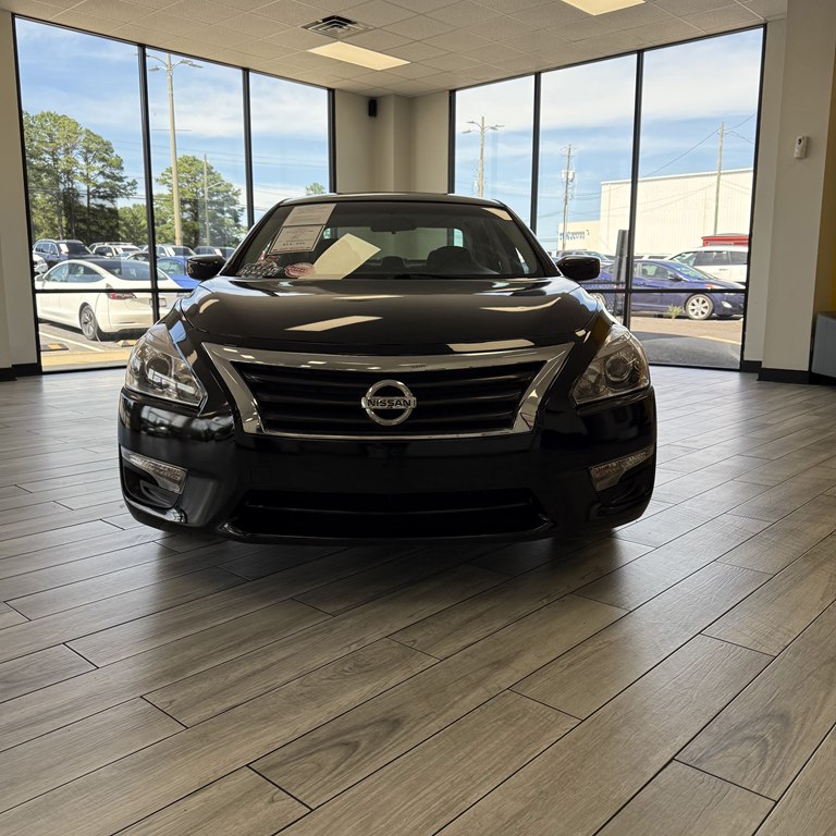 Photo 2 of this NISSAN ALTIMA