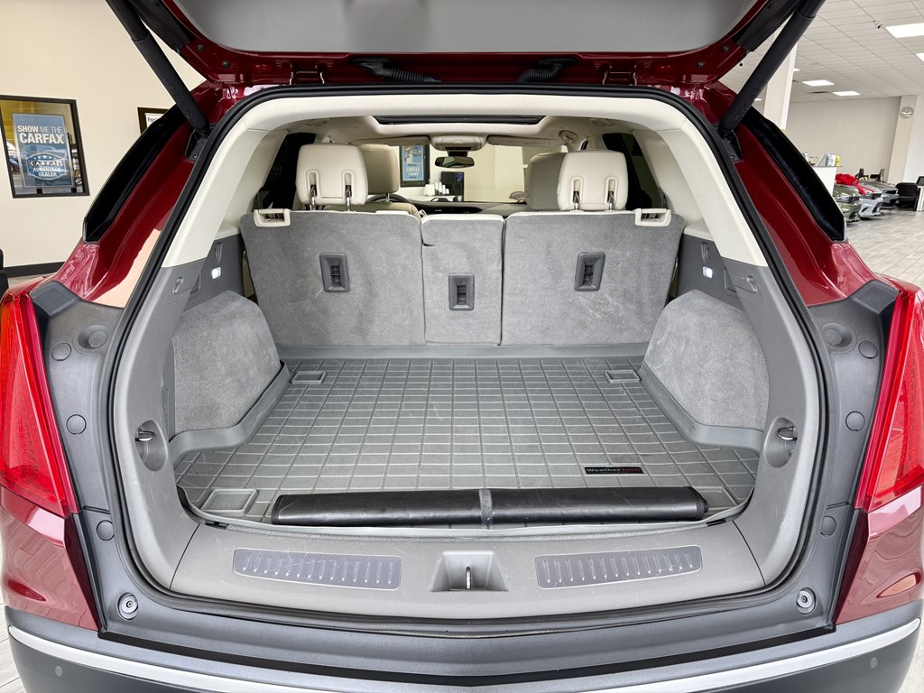 Photo 9 of this CADILLAC XT5