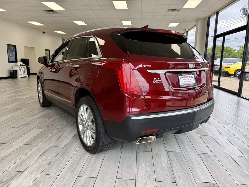 Photo 7 of this CADILLAC XT5