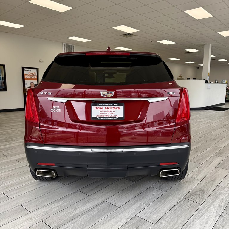 Photo 8 of this CADILLAC XT5