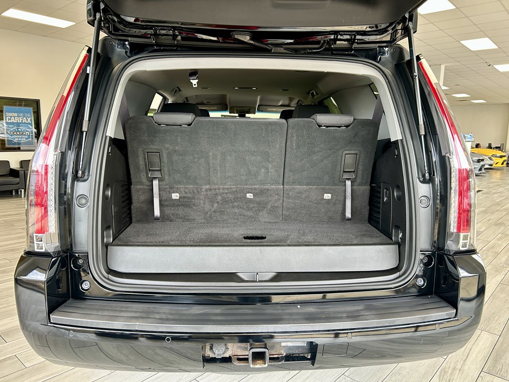 Photo 9 of this CHEVROLET TAHOE