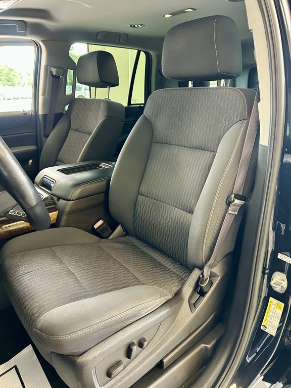 Photo 14 of this CHEVROLET TAHOE