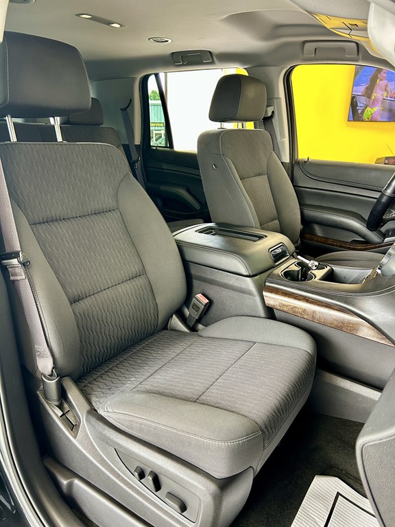 Photo 16 of this CHEVROLET TAHOE