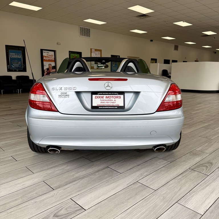 Photo 8 of this MERCEDES-BENZ SLK