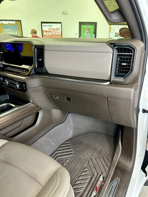 Photo 12 of this CHEVROLET SILVERADO 1500