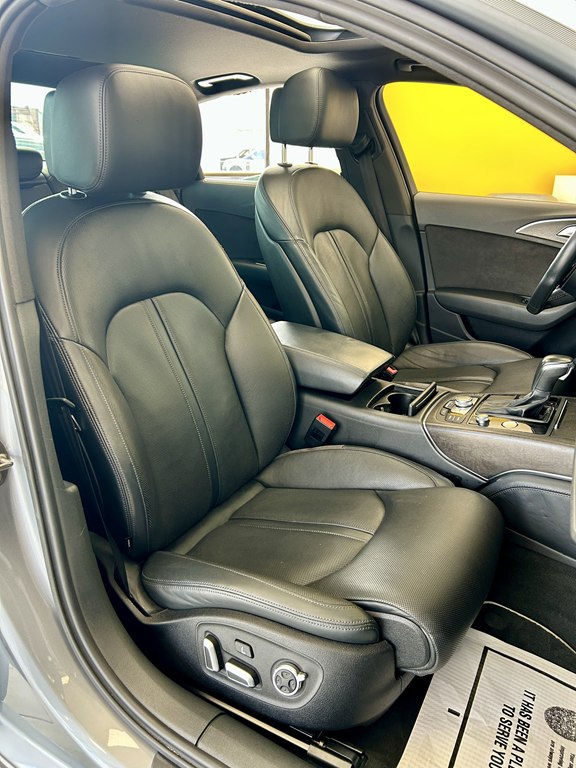 Photo 16 of this AUDI A6