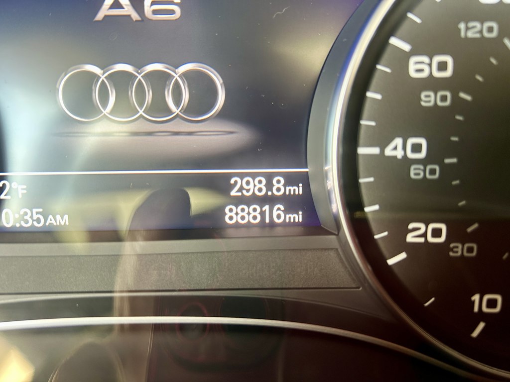 Photo 20 of this AUDI A6