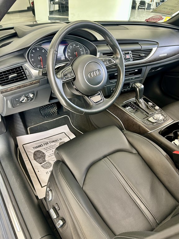 Photo 13 of this AUDI A6