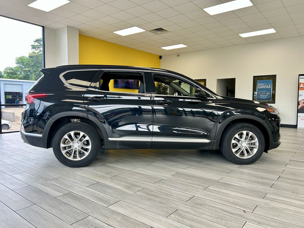 Photo 5 of this HYUNDAI SANTA FE