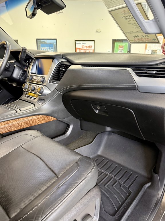 Photo 12 of this CHEVROLET SUBURBAN