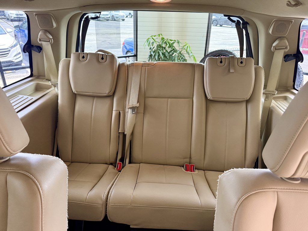 Photo 17 of this FORD EXPEDITION
