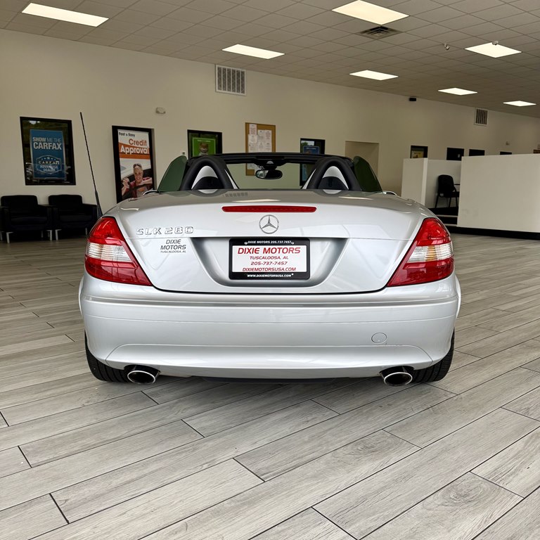 Photo 8 of this MERCEDES-BENZ SLK