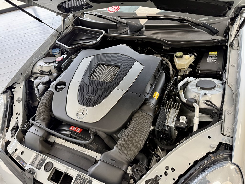 Photo 16 of this MERCEDES-BENZ SLK