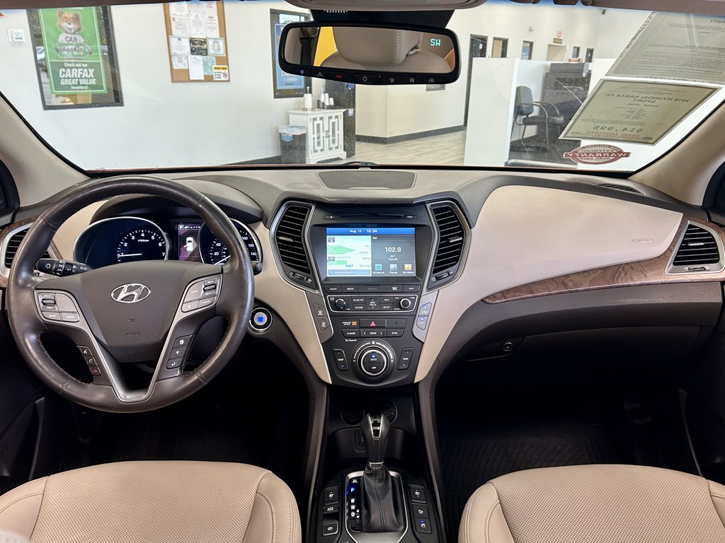 Photo 10 of this HYUNDAI SANTA FE SPORT