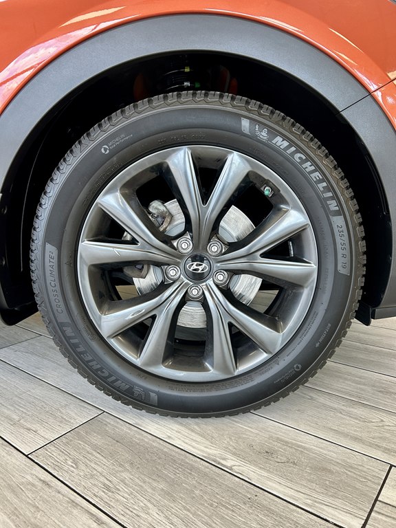 Photo 19 of this HYUNDAI SANTA FE SPORT