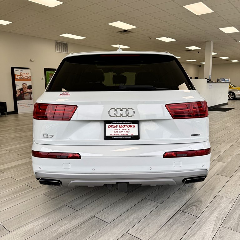 Photo 8 of this AUDI Q7