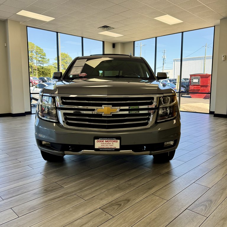 Photo 2 of this CHEVROLET TAHOE