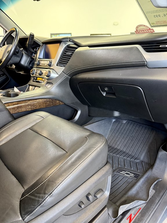 Photo 12 of this CHEVROLET TAHOE