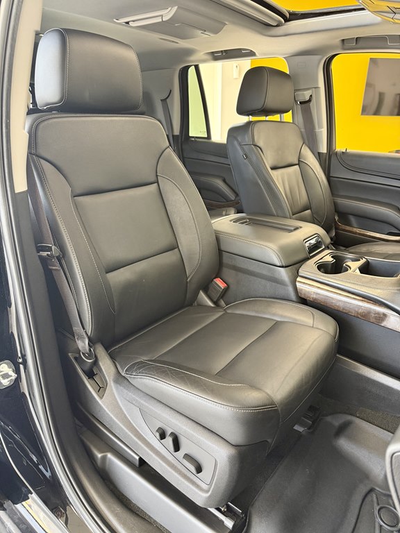 Photo 16 of this CHEVROLET TAHOE