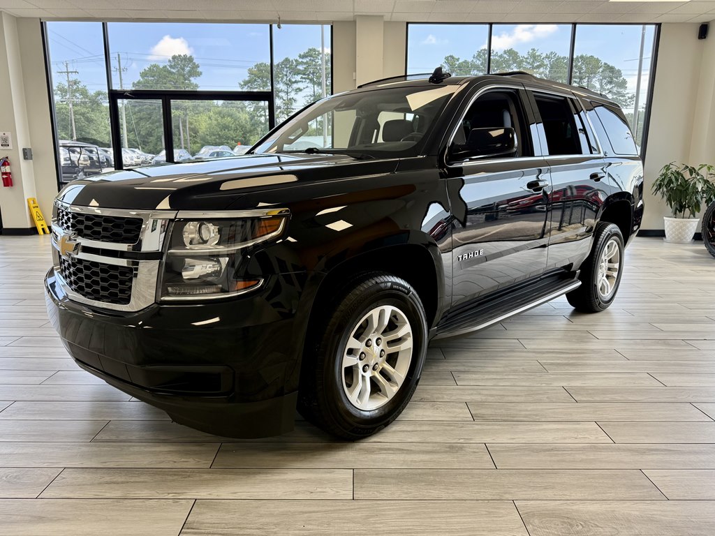 Photo 3 of this CHEVROLET TAHOE