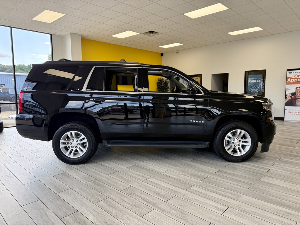 Photo 5 of this CHEVROLET TAHOE