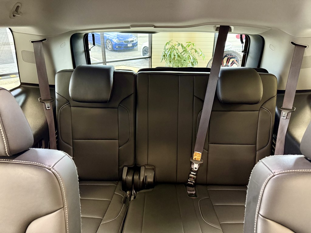 Photo 18 of this CHEVROLET TAHOE