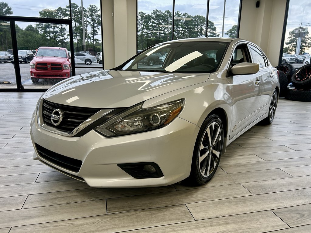 Photo 3 of this NISSAN ALTIMA