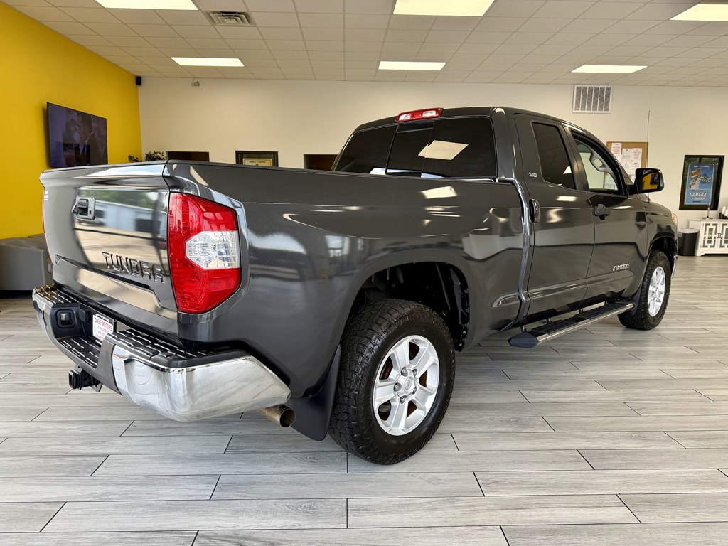 Photo 6 of this TOYOTA TUNDRA