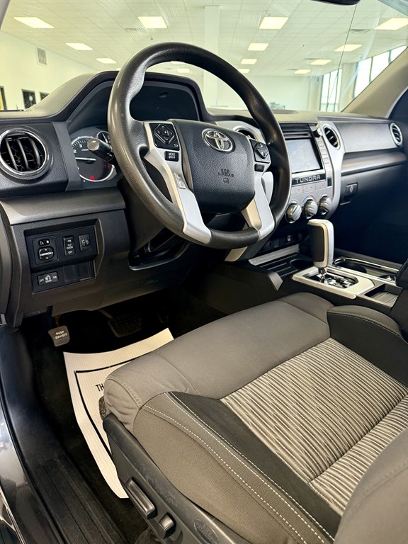 Photo 13 of this TOYOTA TUNDRA