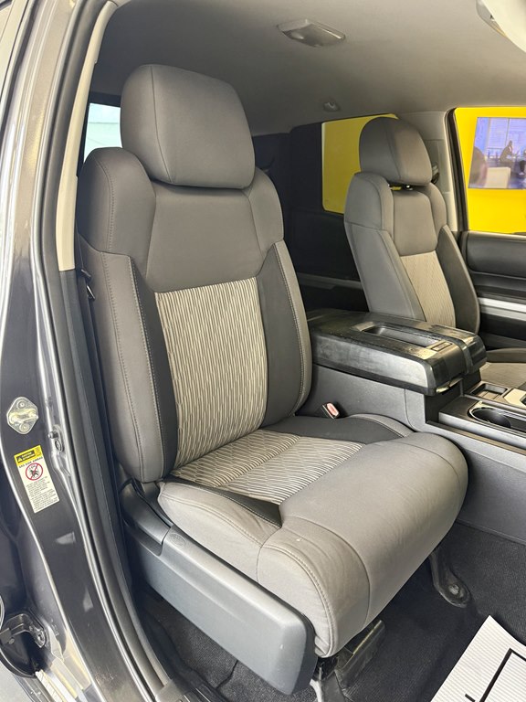 Photo 16 of this TOYOTA TUNDRA