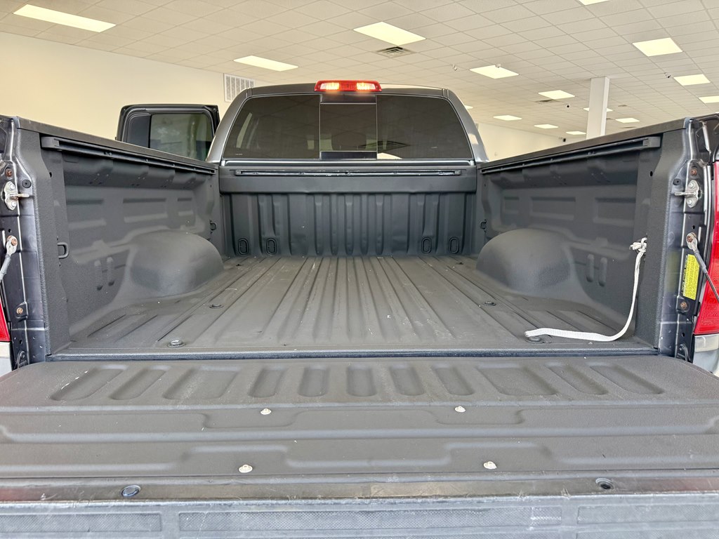 Photo 9 of this TOYOTA TUNDRA