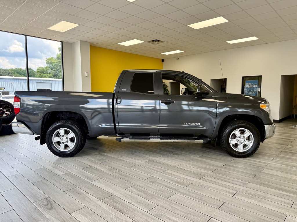 Photo 5 of this TOYOTA TUNDRA