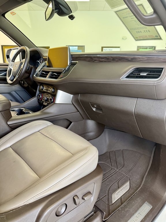 Photo 12 of this CHEVROLET TAHOE