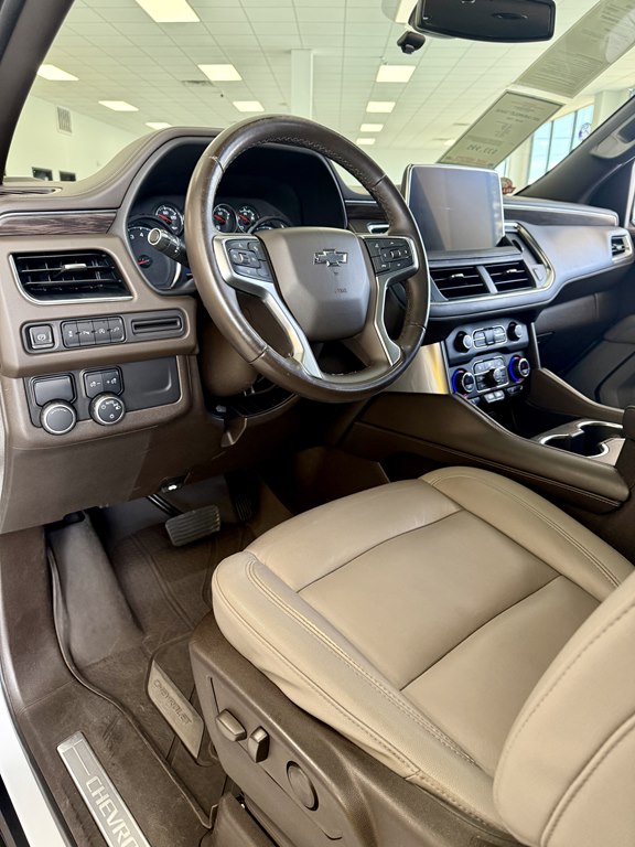 Photo 13 of this CHEVROLET TAHOE