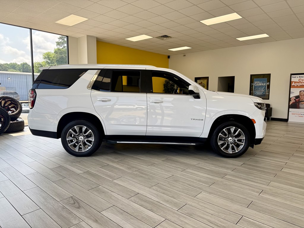 Photo 5 of this CHEVROLET TAHOE