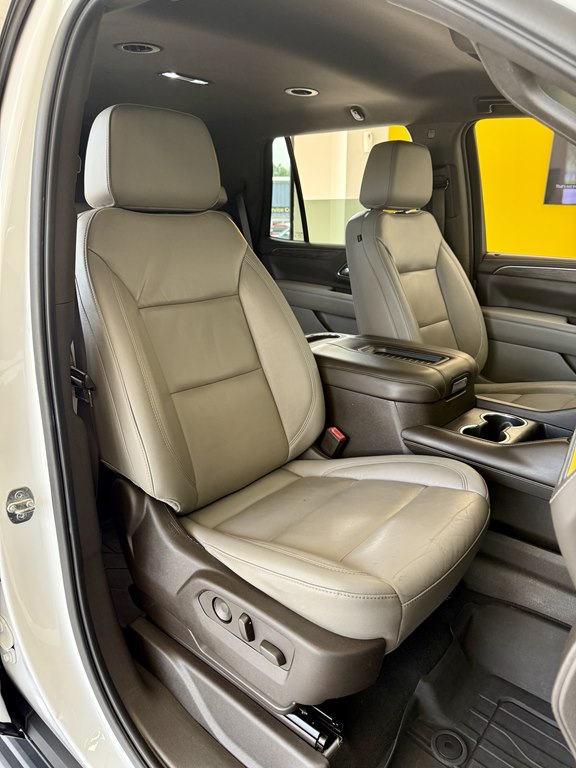 Photo 16 of this CHEVROLET TAHOE