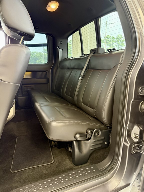 Photo 17 of this FORD F150