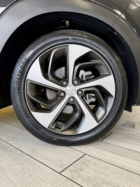 Photo 19 of this HYUNDAI TUCSON