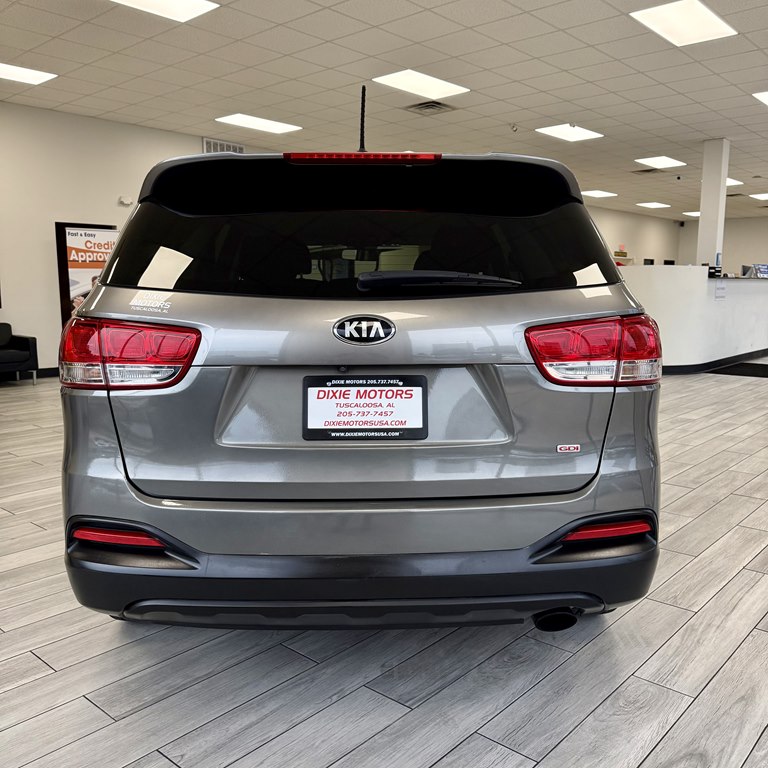 Photo 8 of this KIA SORENTO