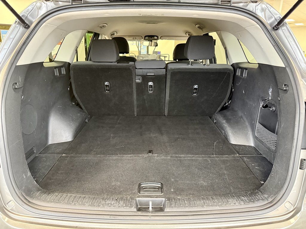 Photo 9 of this KIA SORENTO