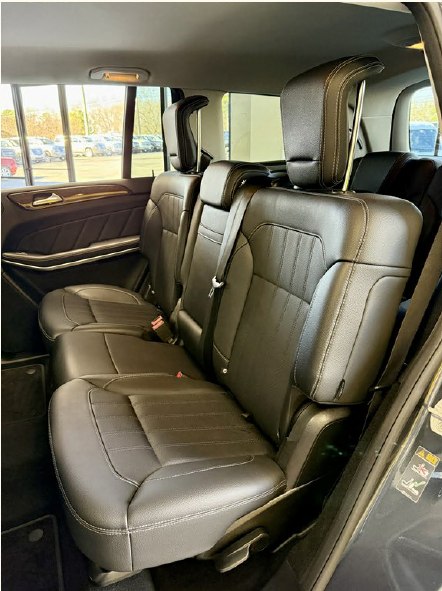 Photo 17 of this MERCEDES-BENZ GL