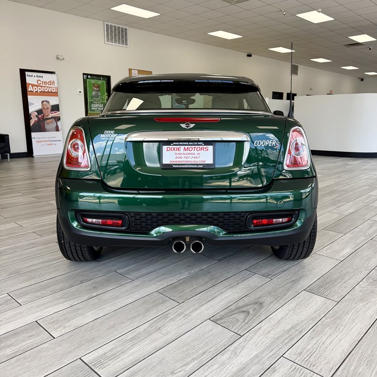 Photo 8 of this MINI COOPER COUPE