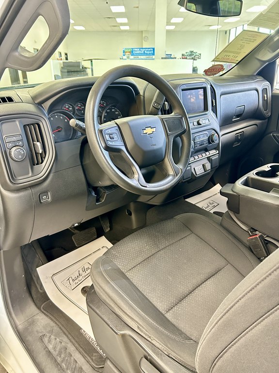 Photo 13 of this CHEVROLET SILVERADO 1500
